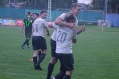 DSCF6578-Jubelnde-Torschuetzen-.-Manoel-Maske-1-0-unten-Joern-Fickendey-Engels-2-0-oben