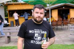 DSCF0783-Andre-Mueller-Fan-des-SVKR-mit-dem-aussagekraeftigen-T-Shirt