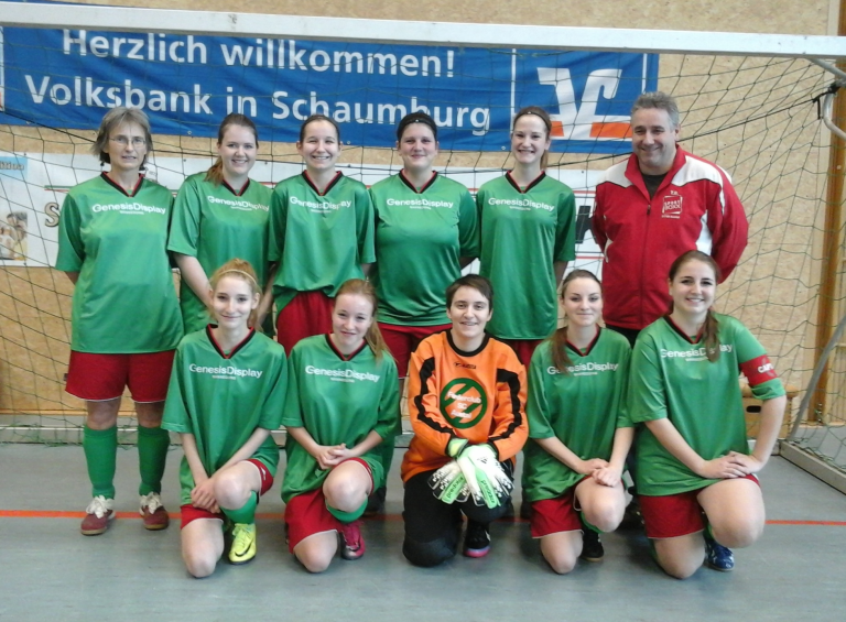 13HallensportFrau
